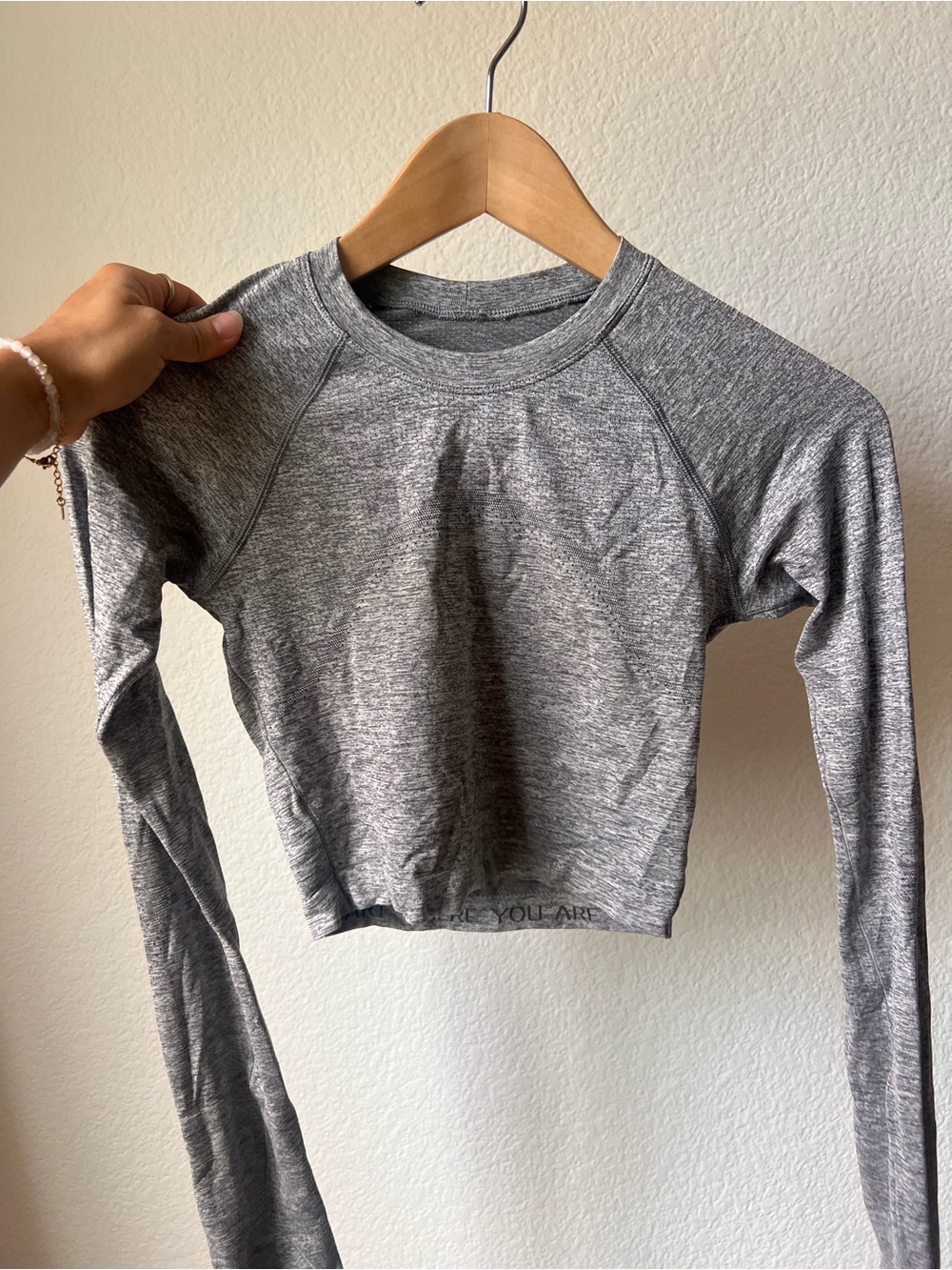 Lululemon Long-Sleeve Women's Crop top